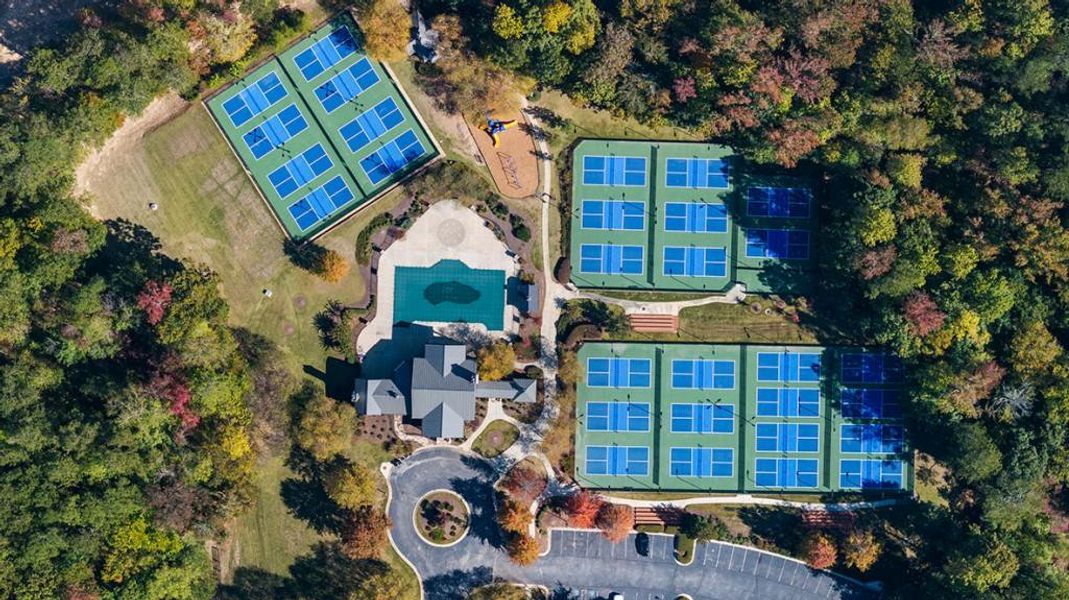 Community amenities in Hamptons at Riverwood North, Dallas (Image 6).