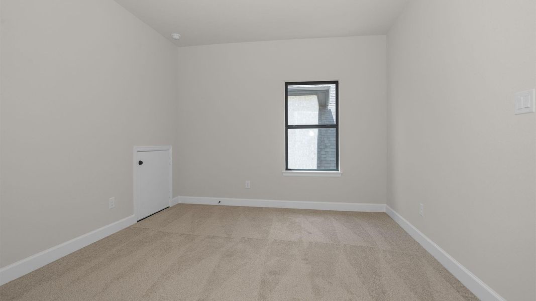 Spacious, unfurnished interior of a new home in Elyson, Katy (Image 5).