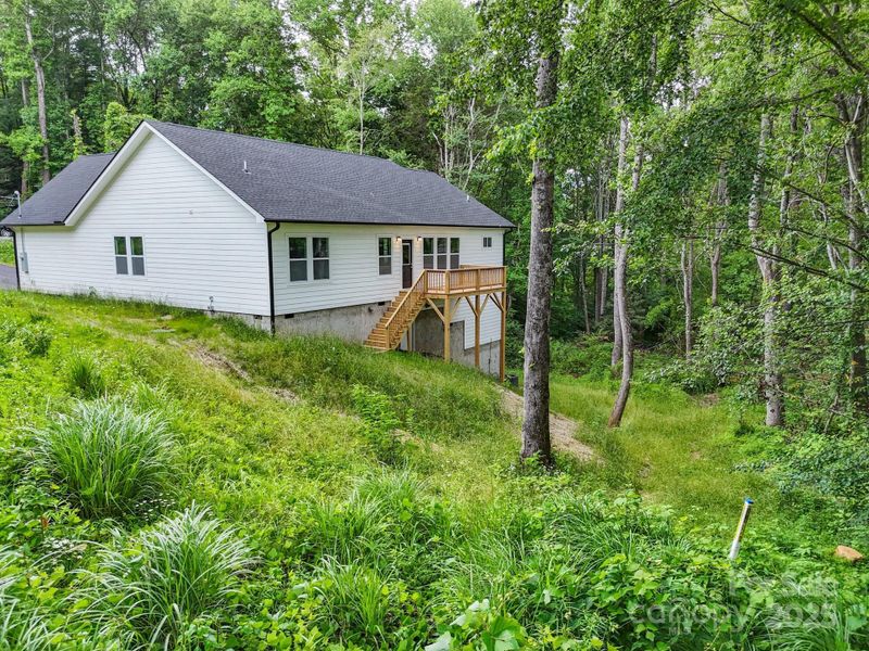 Front exterior of a new home in , Black Mountain, NC, highlighting curb appeal (Image 27). Front exterior of a new home in , Black Mountain, NC, highlighting curb appeal (Image 27).