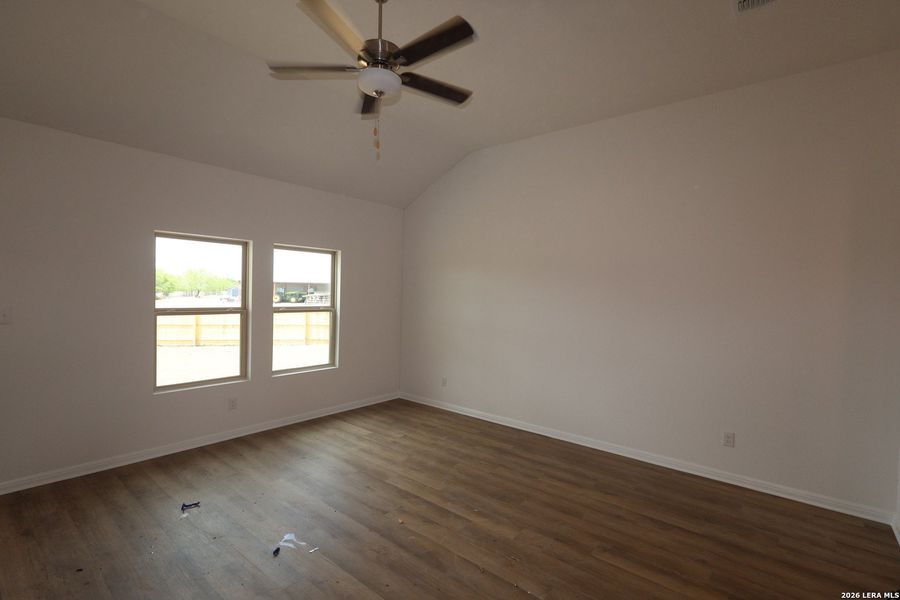 Spacious, unfurnished interior of a new home in Verano Farms, Von Ormy (Image 20).