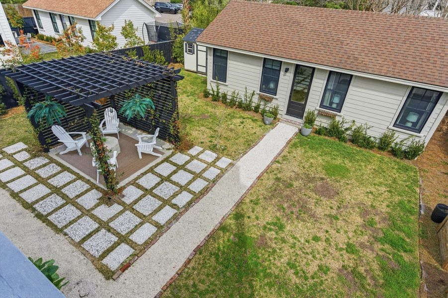 Image 96 of a home in .