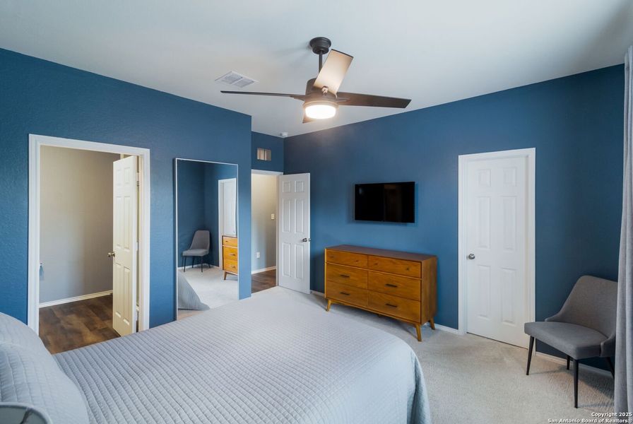 Furnished interior view inside a new home in Davis Ranch, San Antonio (Image 14).