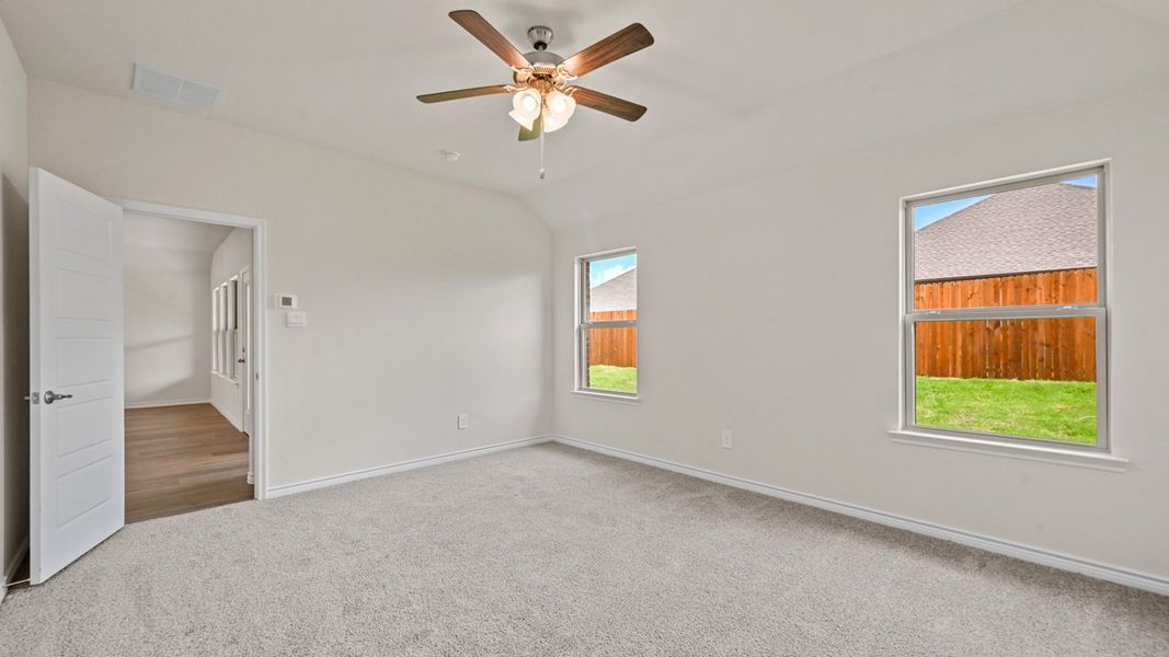 Spacious, unfurnished interior of a new home in Fireside by the Lake, Garland (Image 18).