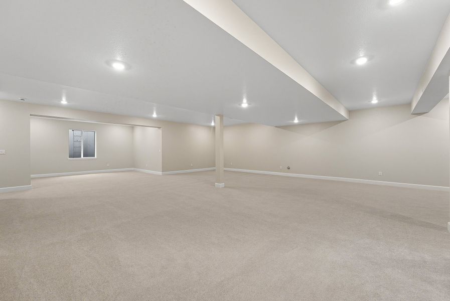 Spacious, unfurnished interior of a new home in Trailstone Destination Collection, Arvada (Image 24).
