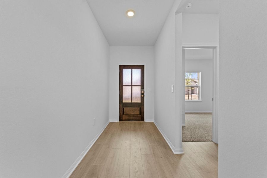Spacious, unfurnished interior of a new home in Palomino, Manor (Image 19).