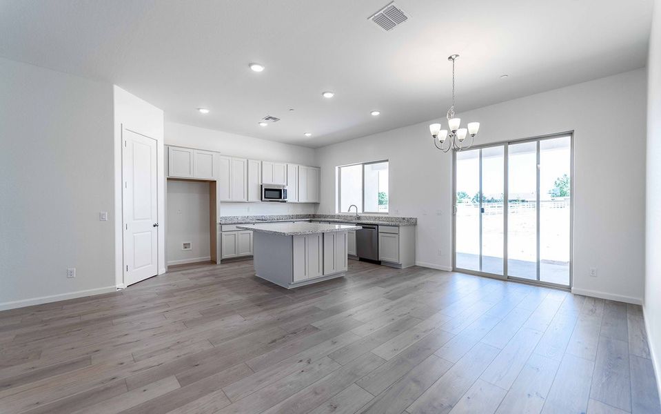 Spacious, unfurnished interior of a new home in Heritage Pointe, Chino Valley (Image 11). Spacious, unfurnished interior of a new home in Heritage Pointe, Chino Valley (Image 11).