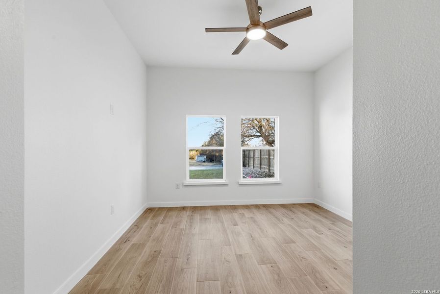 Spacious, unfurnished interior of a new home in , Selma (Image 40).