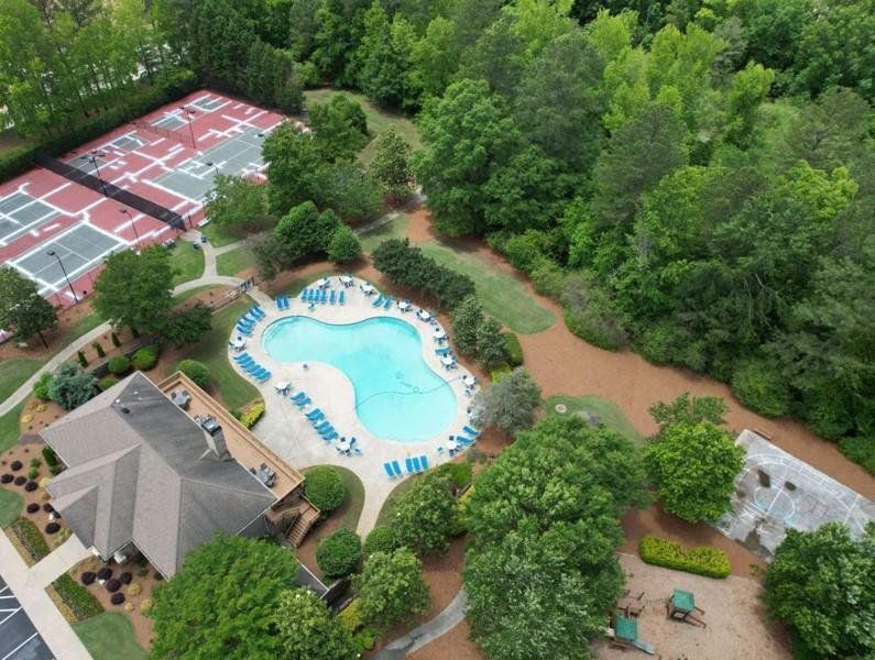 Image 11 of a home in The Fairways at Mirror Lake. Image 11 of a home in The Fairways at Mirror Lake.
