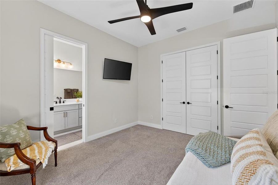Furnished interior view inside a new home in , Bartow (Image 10).