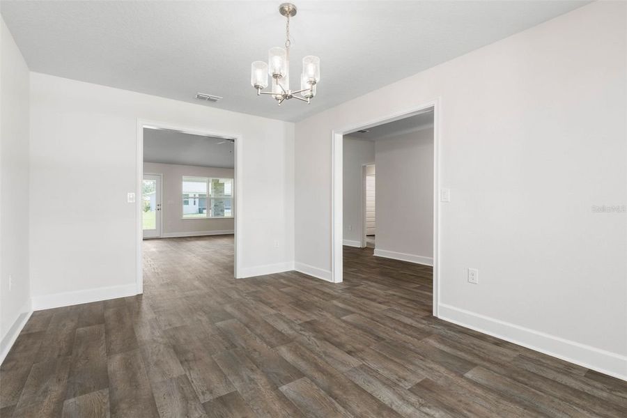 Spacious, unfurnished interior of a new home in Arbor Park, Leesburg (Image 20).