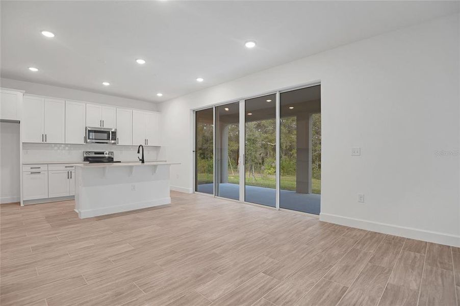 Spacious, unfurnished interior of a new home in Seasons at Wekiva Ridge, Mount Dora (Image 14). Spacious, unfurnished interior of a new home in Seasons at Wekiva Ridge, Mount Dora (Image 14).