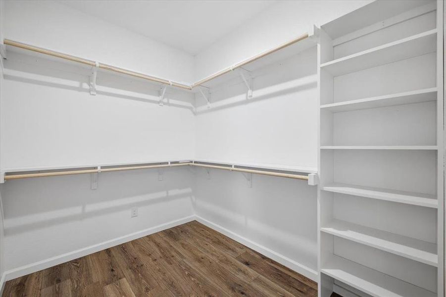 Spacious, unfurnished interior of a new home in , Glenn Heights (Image 25).