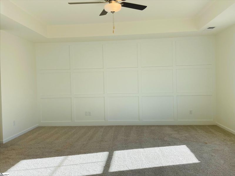 Spacious, unfurnished interior of a new home in Lynbrook, Boiling Springs (Image 6).