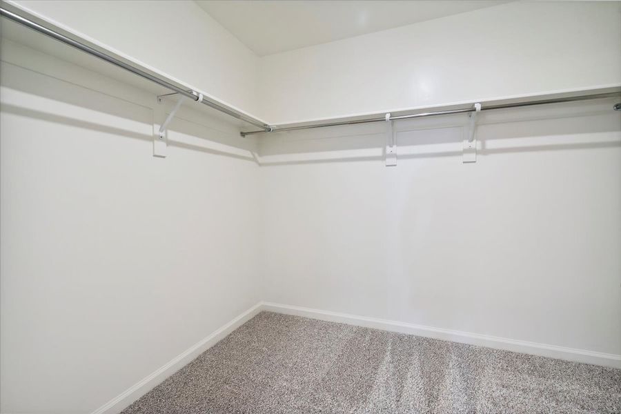 Spacious, unfurnished interior of a new home in Bradley Heights, Colorado Springs (Image 20).