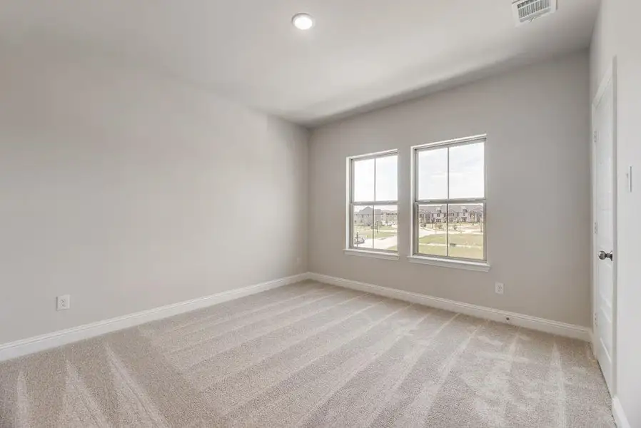 Spacious, unfurnished interior of a new home in Bayside, Rowlett (Image 19). Spacious, unfurnished interior of a new home in Bayside, Rowlett (Image 19).
