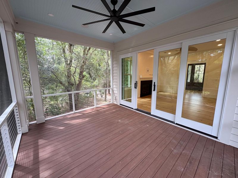 Exterior details and patio area of a home in , Seabrook Island (Image 4).