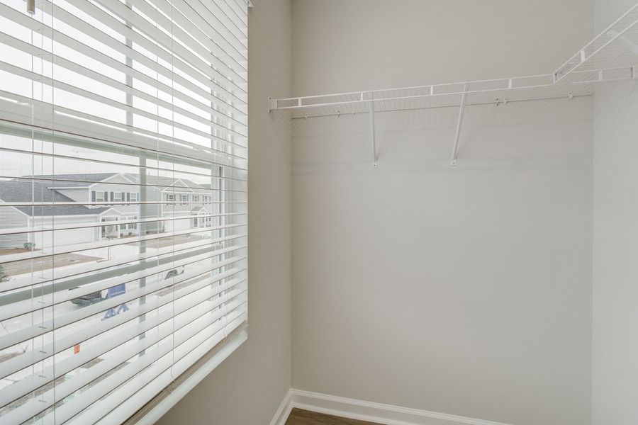 Spacious, unfurnished interior of a new home in Ellington, Elgin (Image 28).