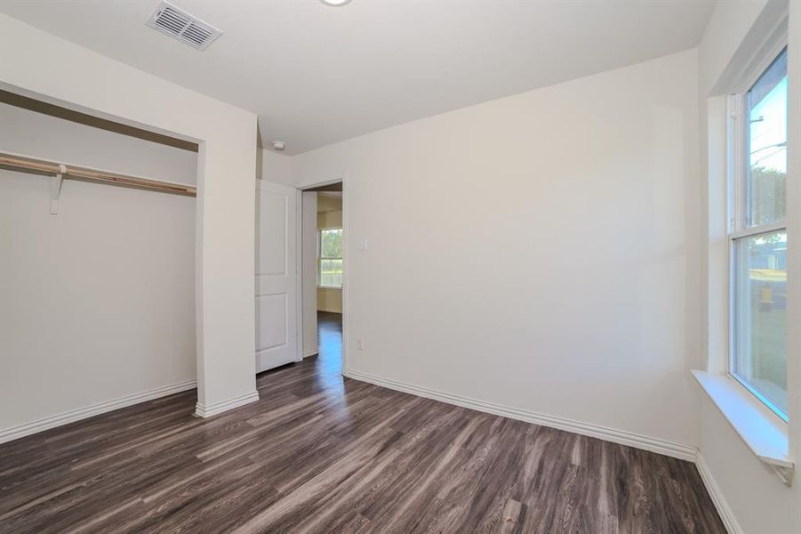 Spacious, unfurnished interior of a new home in , Waco (Image 18). Spacious, unfurnished interior of a new home in , Waco (Image 18).
