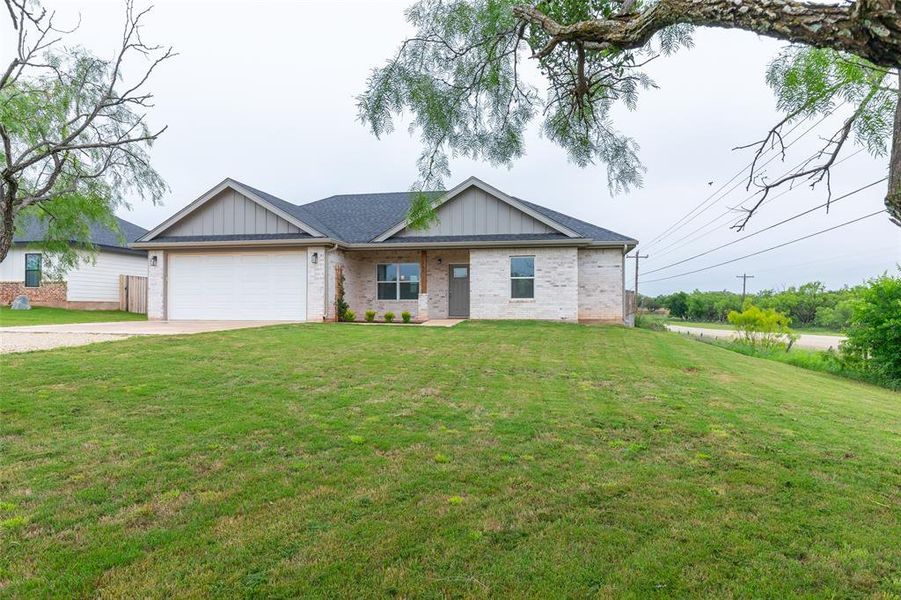 Image 36 of a home in .