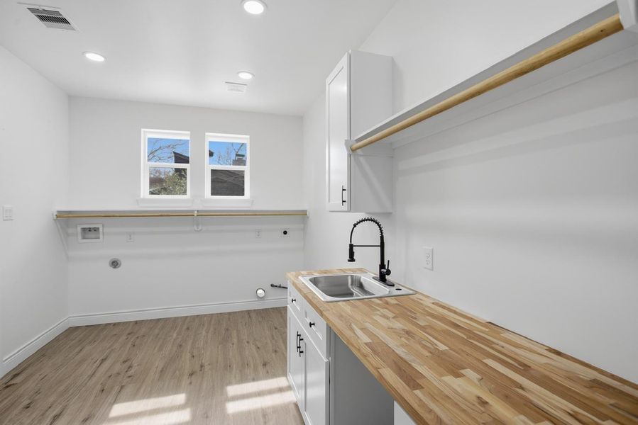 Furnished interior view inside a new home in , Montgomery (Image 9).