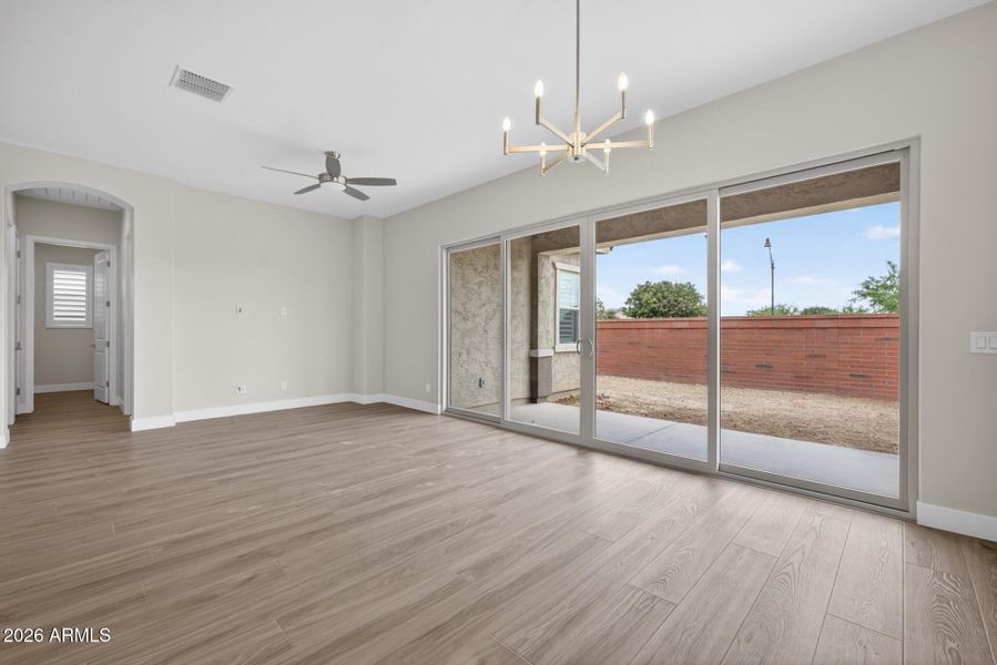 12)KITCHEN 12)KITCHEN