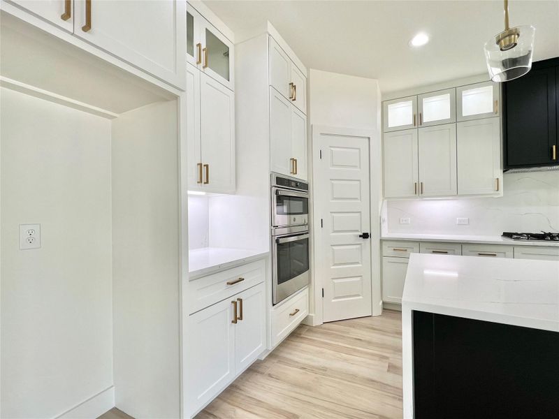 Furnished interior view inside a new home in , Dayton (Image 28).