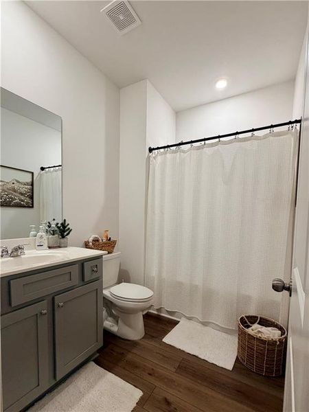 Furnished interior view inside a new home in , Adairsville (Image 27). Furnished interior view inside a new home in , Adairsville (Image 27).