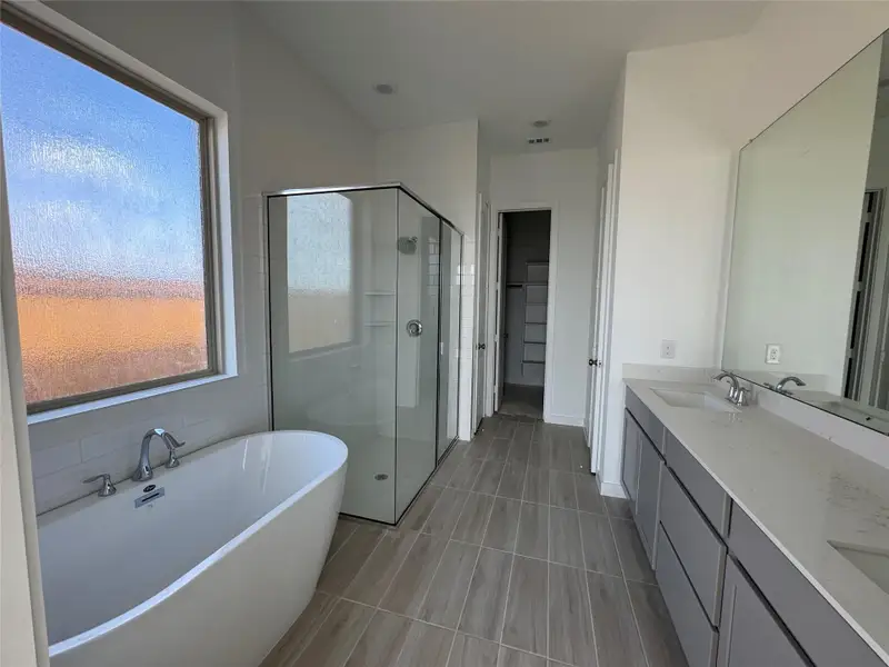 *Not actual home, pictures representative of same floor plan* *Not actual home, pictures representative of same floor plan*