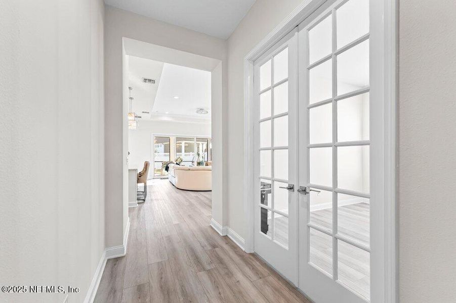 Image 43 of a home in Courtney Chase.