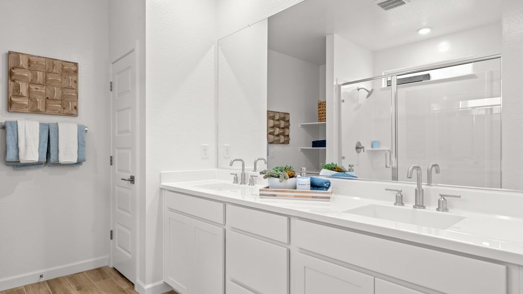 Furnished interior view inside a new home in Aloravita, Peoria (Image 32).