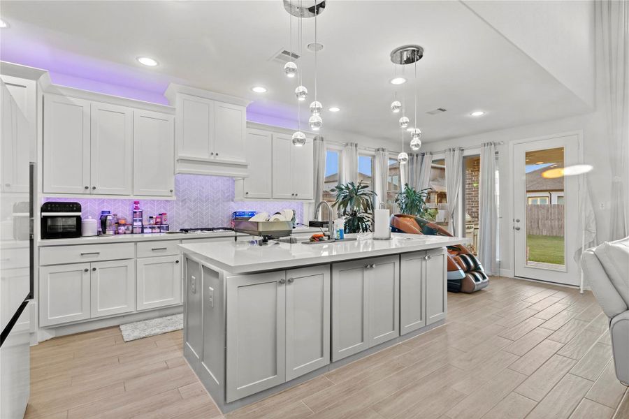 Furnished interior view inside a new home in Fulbrook On Fulshear Creek 60', Fulshear (Image 27). Furnished interior view inside a new home in Fulbrook On Fulshear Creek 60', Fulshear (Image 27).