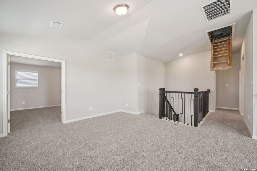 Spacious, unfurnished interior of a new home in Legendary Trails - Premier Series, Cibolo (Image 34).