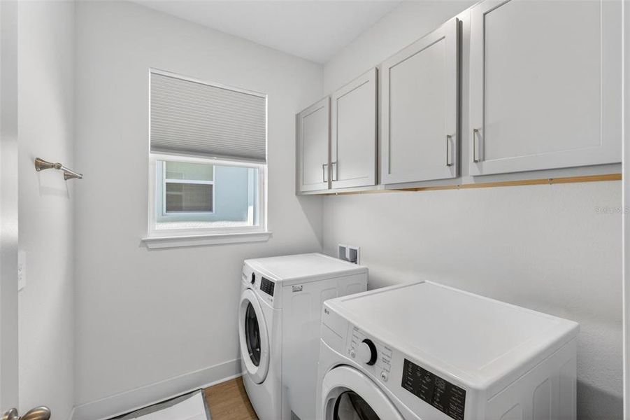 Furnished interior view inside a new home in , Winter Garden (Image 47).