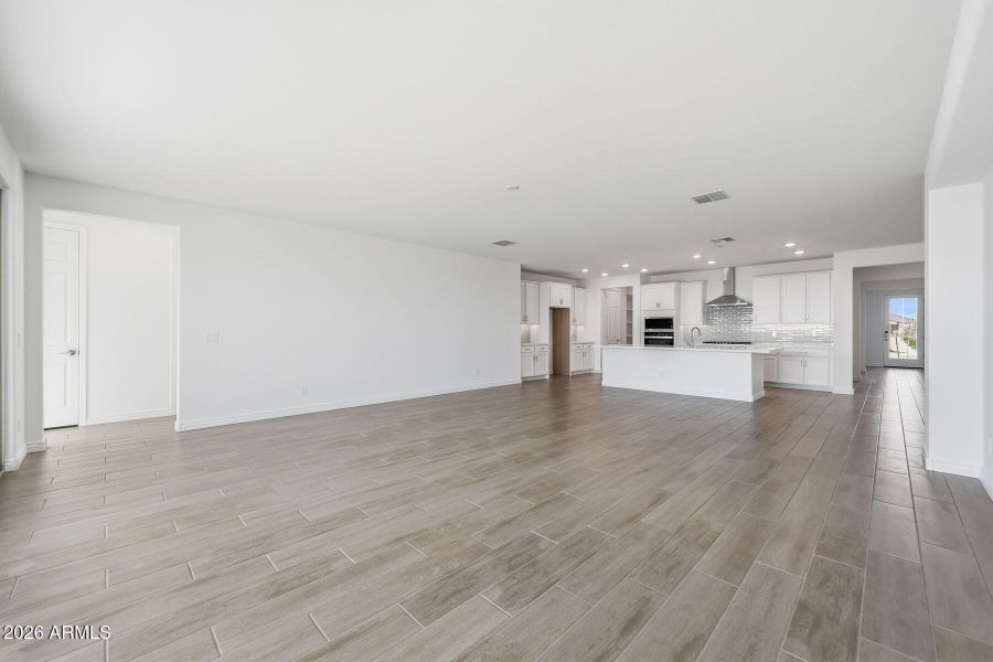 PHX_Miravida_Lot 1044_Imperial_14777_Gre