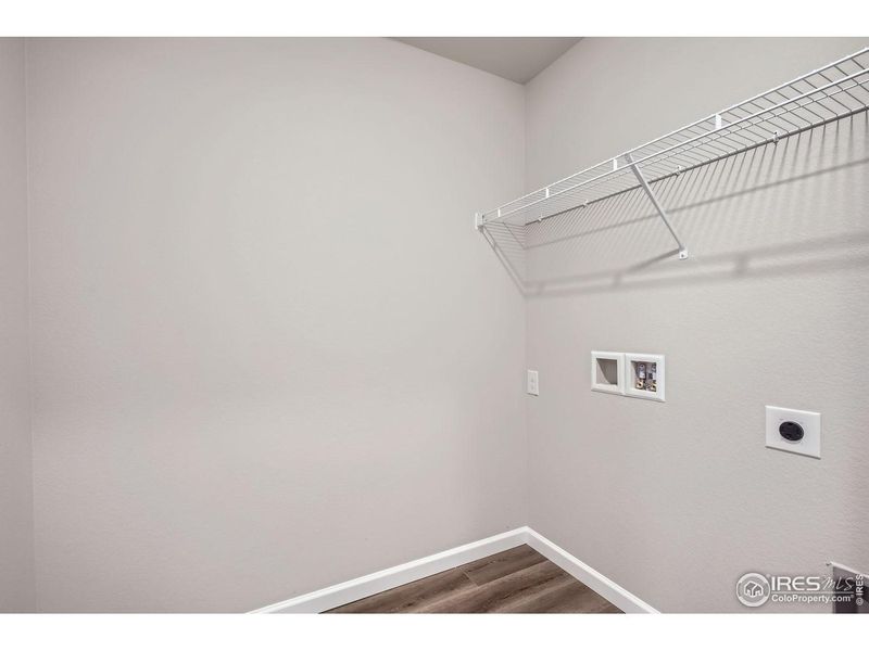 Spacious, unfurnished interior of a new home in Johnstown Village, Johnstown (Image 20).