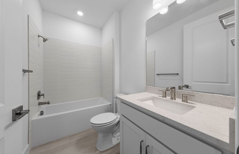 Furnished interior view inside a new home in Del Webb Naples, Immokalee (Image 4).
