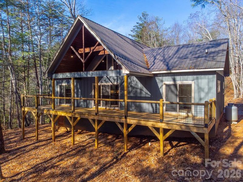 Exterior details and patio area of a home in , Murphy (Image 25).
