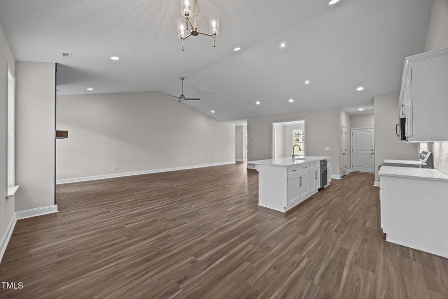 17-web-or-mls-BLS_0042 17-web-or-mls-BLS_0042