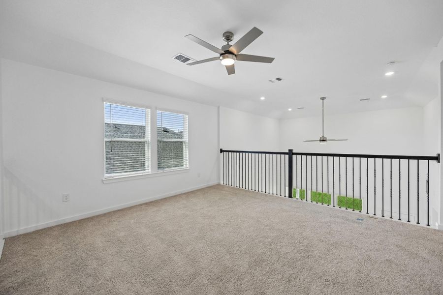 Spacious, unfurnished interior of a new home in Windcress, Cove (Image 28).