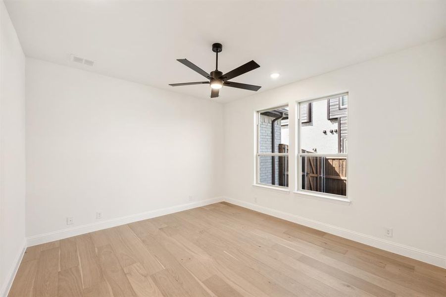 Spacious, unfurnished interior of a new home in Windsong Ranch, Prosper (Image 26).