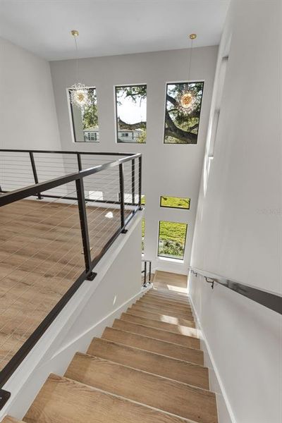 Spacious, unfurnished interior of a new home in , Tampa (Image 38).