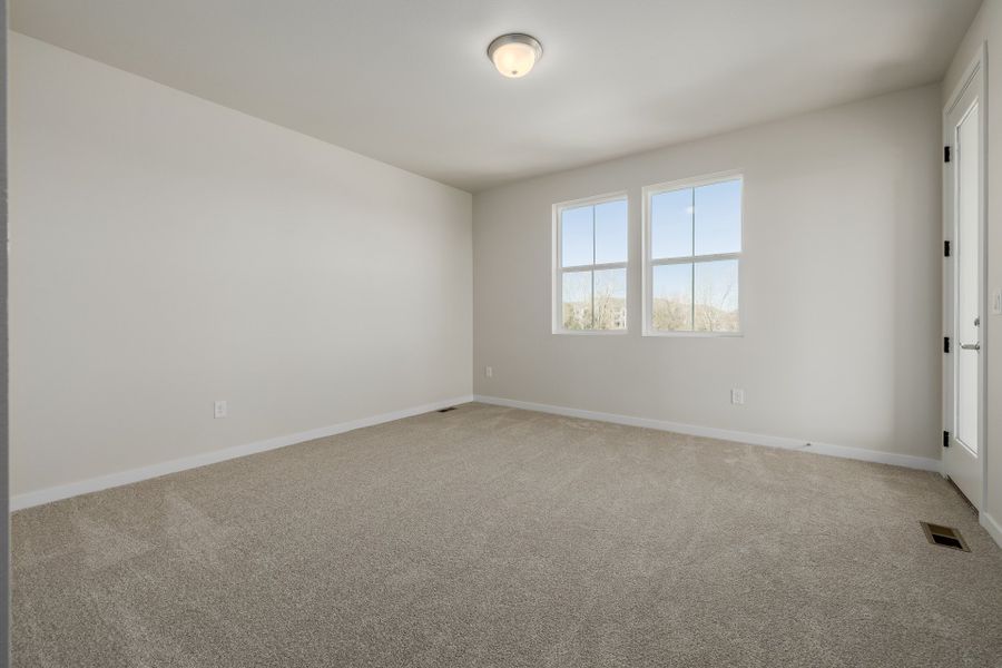 Spacious, unfurnished interior of a new home in Arras Park, Thornton (Image 26).