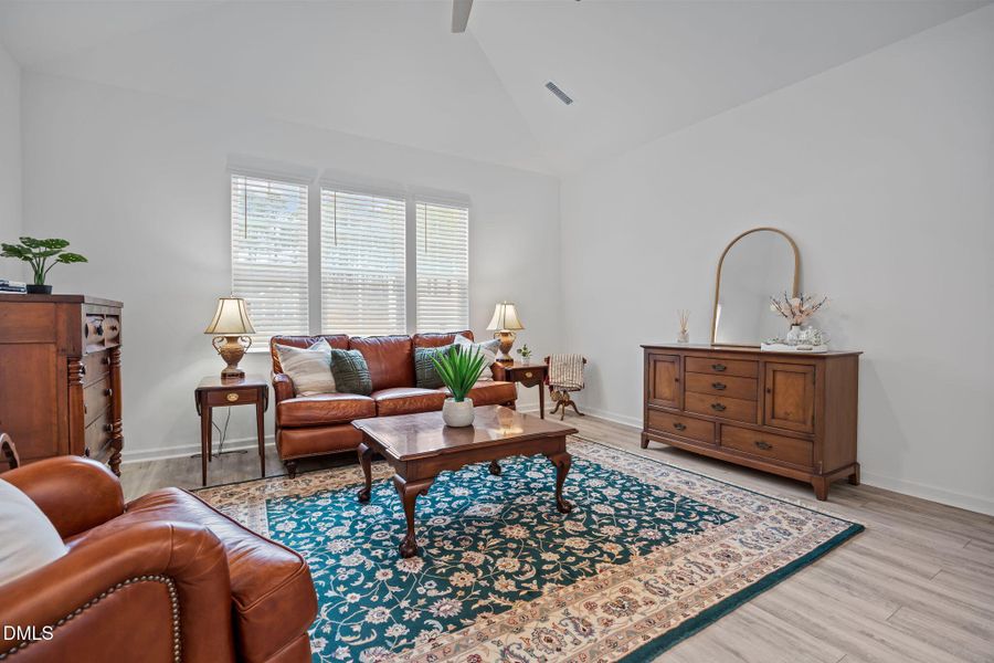 24-web-or-mls-IMG_6103