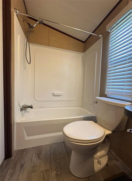 Image 27 of a home in .