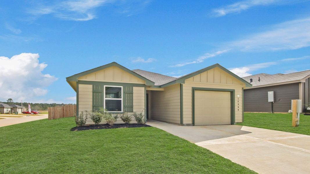 Front exterior of a new home in McCrorey Trails, Conroe, TX, highlighting curb appeal (Image 2). Front exterior of a new home in McCrorey Trails, Conroe, TX, highlighting curb appeal (Image 2).