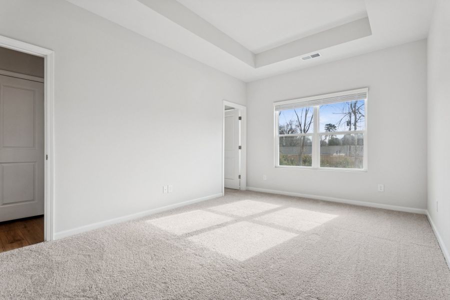 Spacious, unfurnished interior of a new home in Lakeview Village, Charlotte (Image 13). Spacious, unfurnished interior of a new home in Lakeview Village, Charlotte (Image 13).