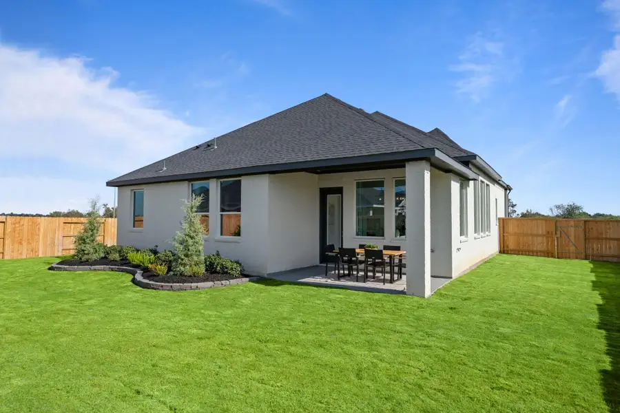 Representative exterior details of a home built from the Bonneville by Chesmar Homes in University Heights, Round Rock (Image 3).