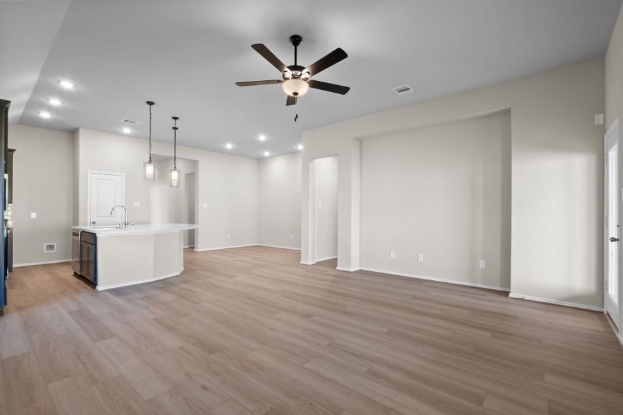 New Home in Cypress, TX.  - Slide 15