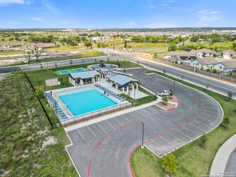 Community amenities in Morgan Meadows: Barrington Collection, San Antonio (Image 13). Community amenities in Morgan Meadows: Barrington Collection, San Antonio (Image 13).