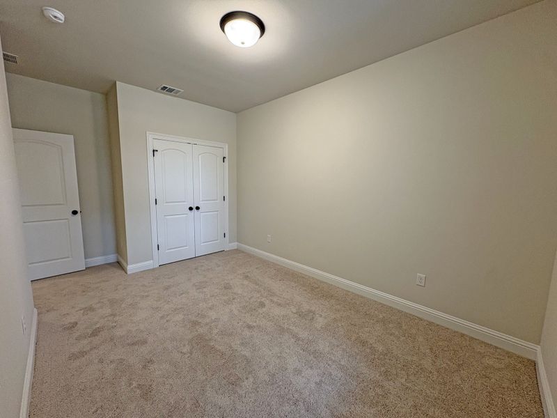 Spacious, unfurnished interior of a new home in Longleaf, Lumberton (Image 29).